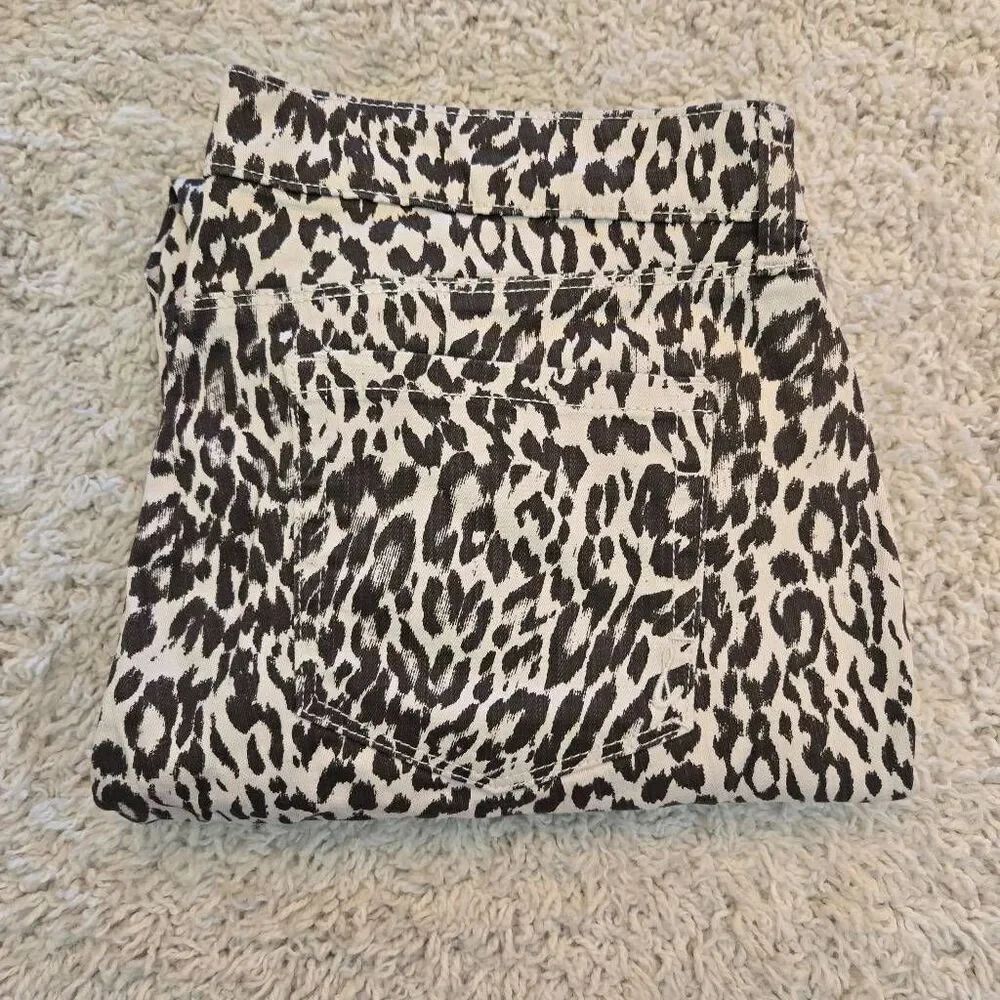 Style & Co Animal Print Curvy Skinny Jean 14